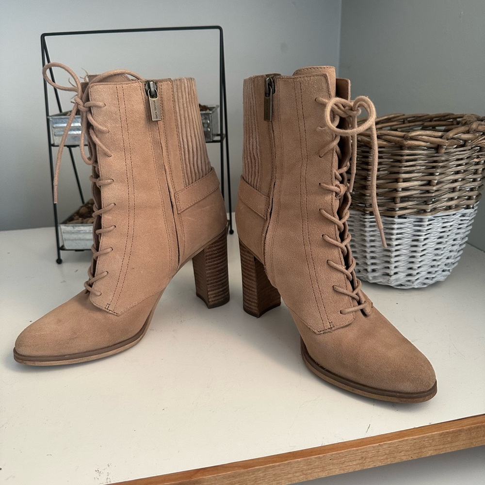 Michael Kors booties fashion - Picture 4 of 12